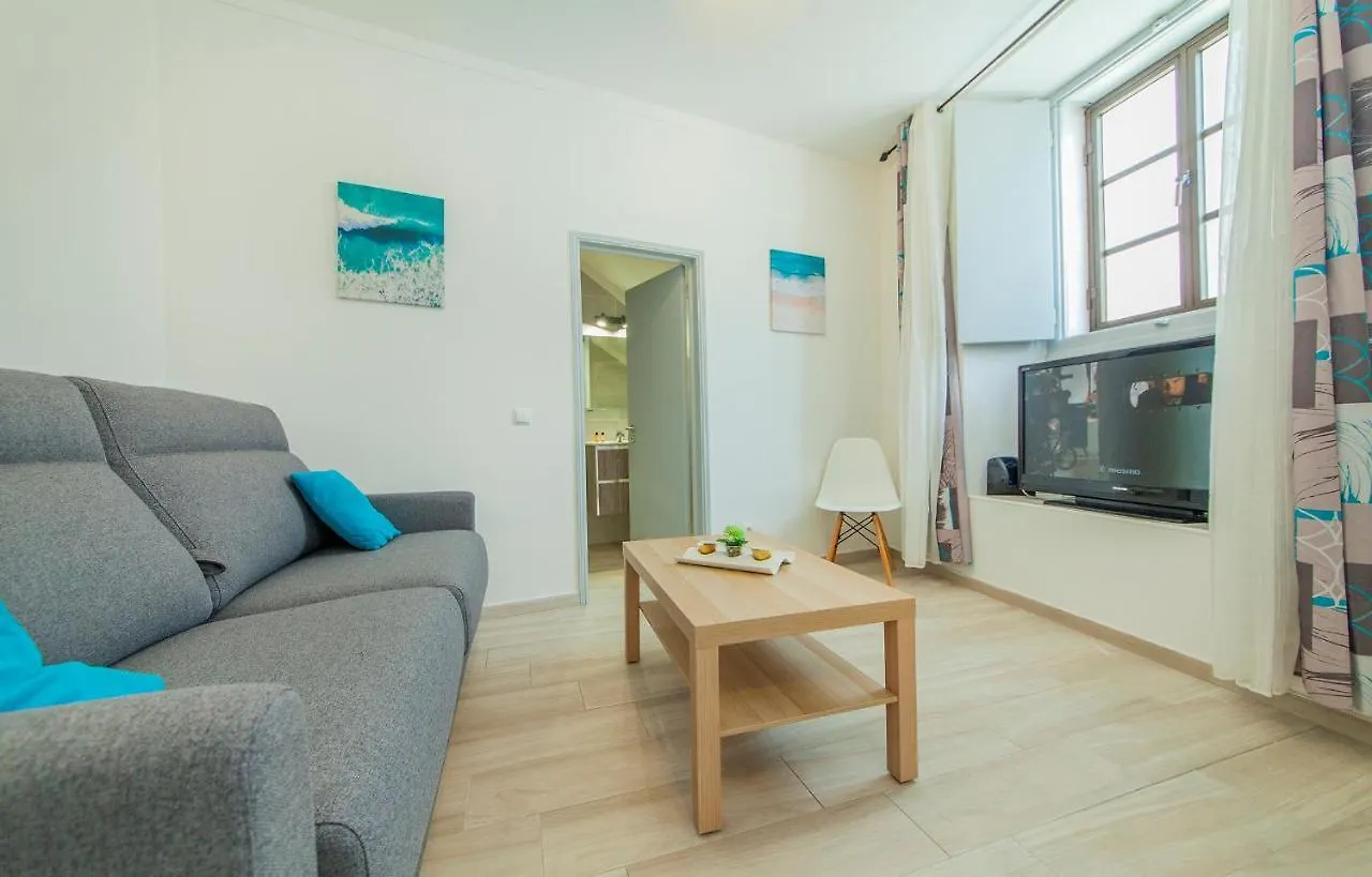 B21 - Oliveira Cozy Flat Apartment Lagos