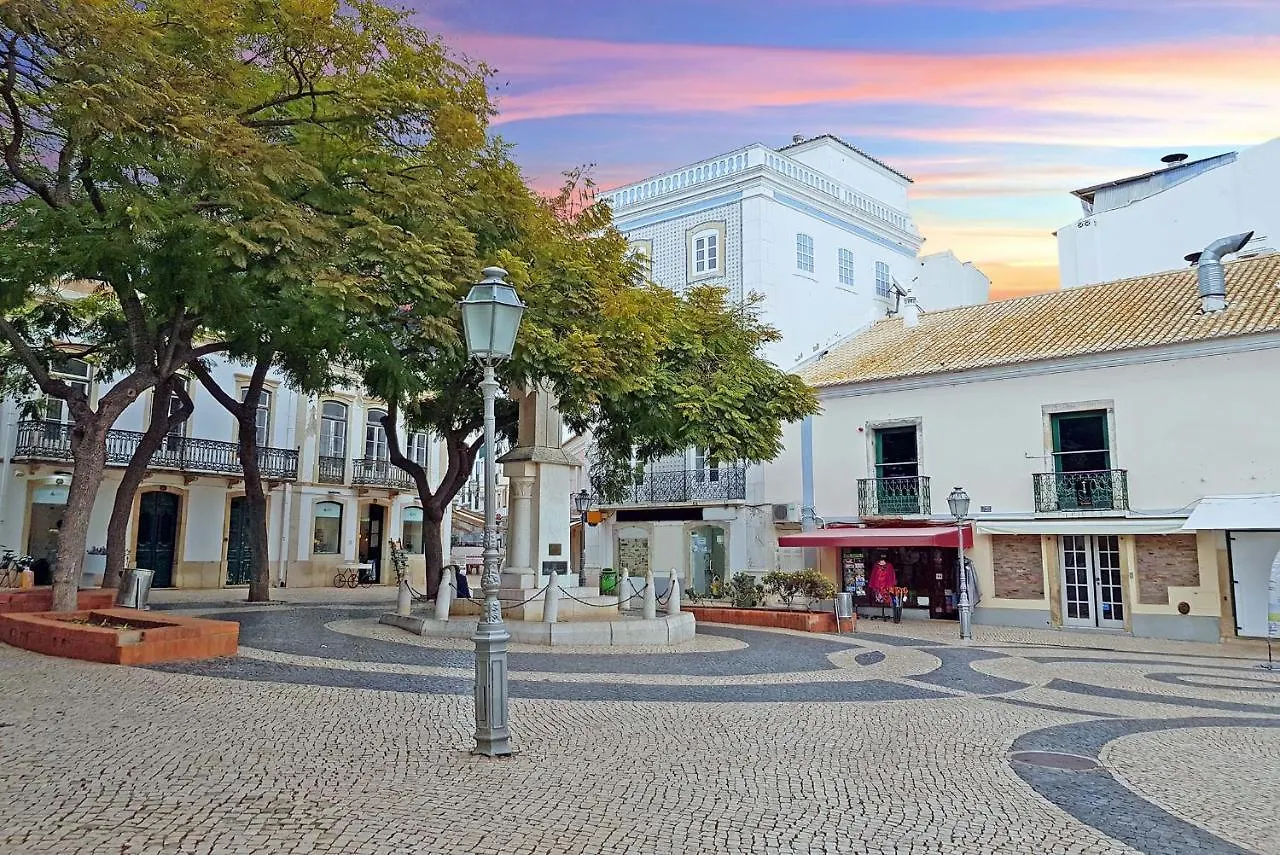 B21 - Oliveira Cozy Flat Apartment Lagos