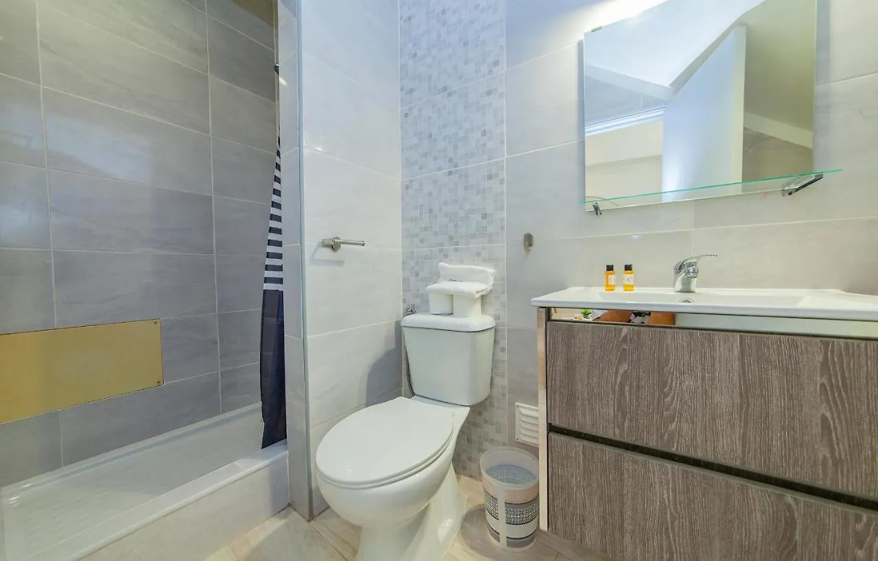 B21 - Oliveira Cozy Flat Apartment Lagos